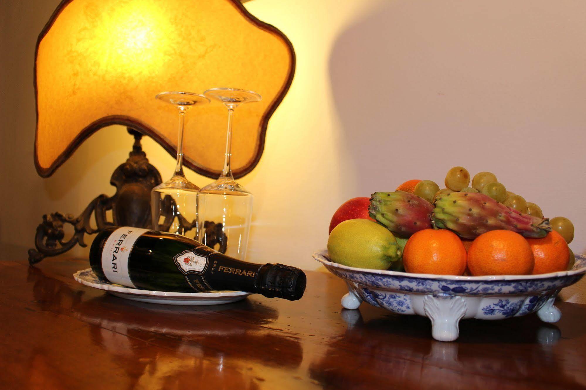 B & B Righi In Santa Croce Florence Ngoại thất bức ảnh